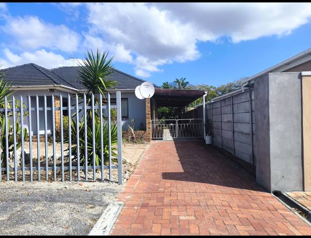3 BEDROOM HOUSE SOLD IN SYBRAND PARK